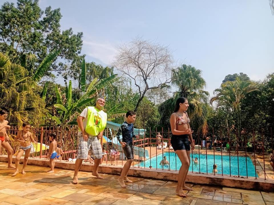 Hotel Fazenda Aldeia Do Vale Жакареи Экстерьер фото